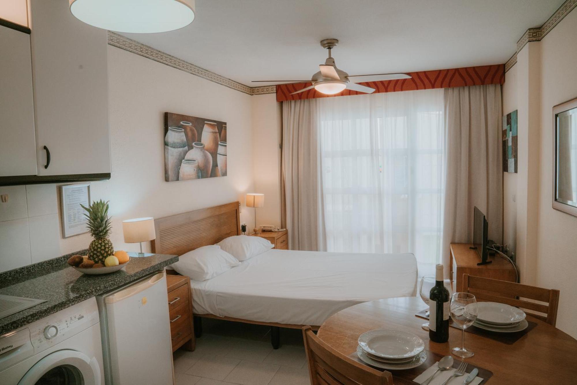 Crown Resorts Club Marbella La Cala De Mijas Extérieur photo